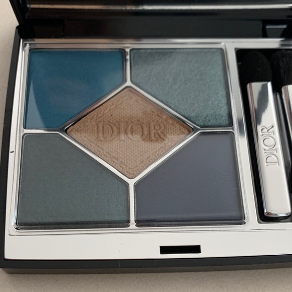 Dior Eyeshadow Palette - Blue and Tan Hues - Picture 4 of 5